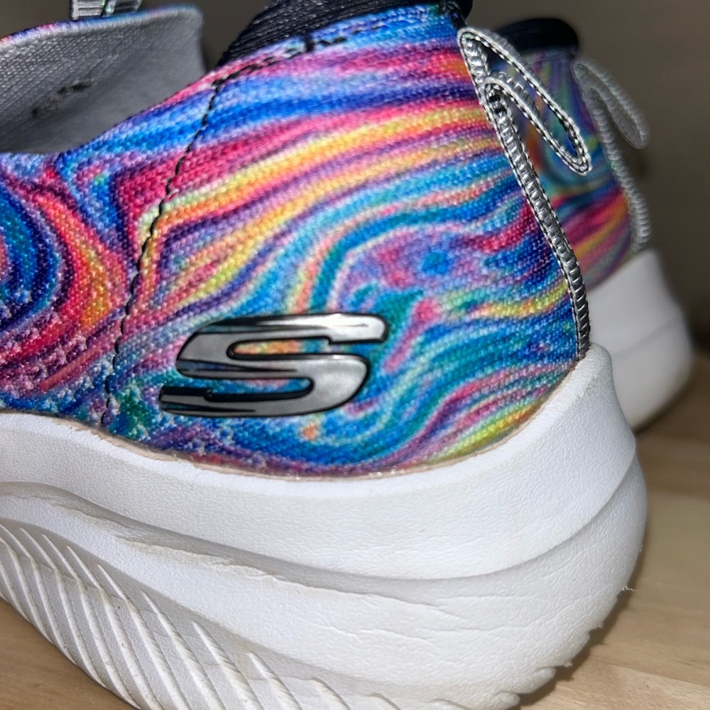 Skechers Multicolor Athletic Shoes - Picture 3 of 7